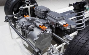 2013-Mercedes-Benz-SLS-AMG-E-Cell-rear-motors