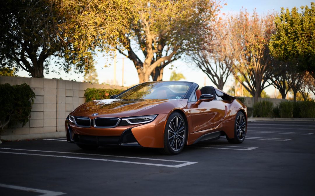 i8 Roadster front angle