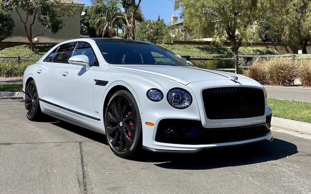 Bentley Flying Spur Face-Off: V8 vs W12 Video Review